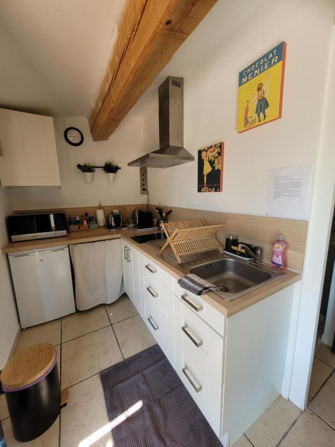Studio Dans Maisonnette En Pierre Le Castellet  Exterior foto